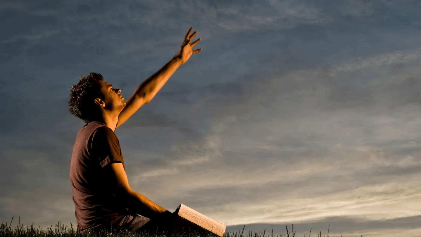 Cover image for Inquiring from God