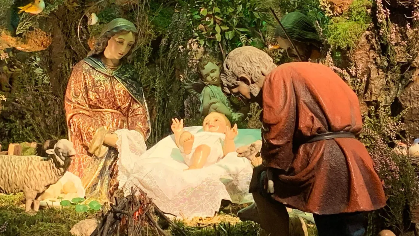 Cover image for The hidden or secret of Christmas